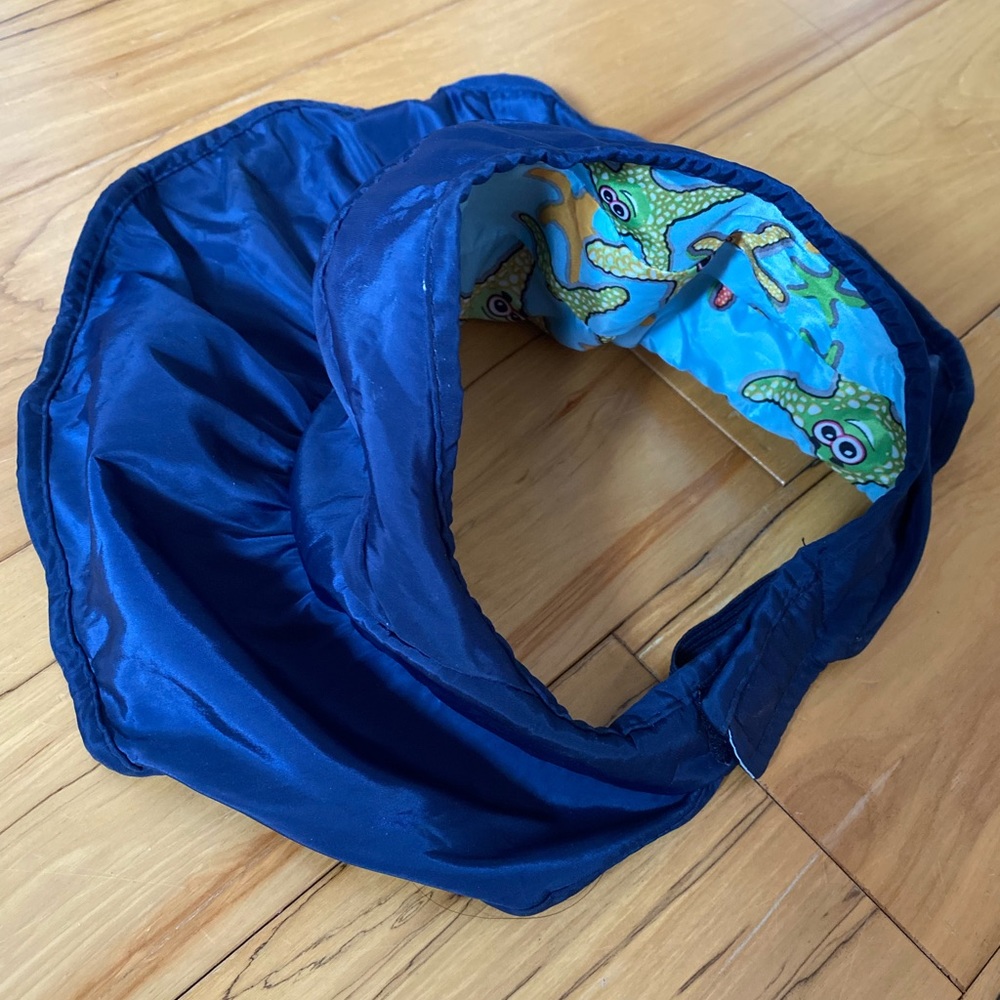 Wide brimmed reversible foldable adjustable sun hat fits about 2 to 5T